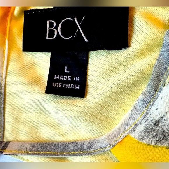 BCX Tank Top, Very Soft and Sheer Yellow Floral Keyhole Layered - Picture 6 of 8